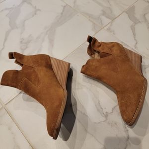 Brand new Blondo leather boots sz 9.5